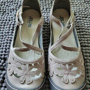 JBU "Blossom"  Size 11M  Gray